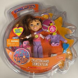 Scholastic Maya & Miguel 2005 Skateboard Sensation Doll - Purple and Pink
